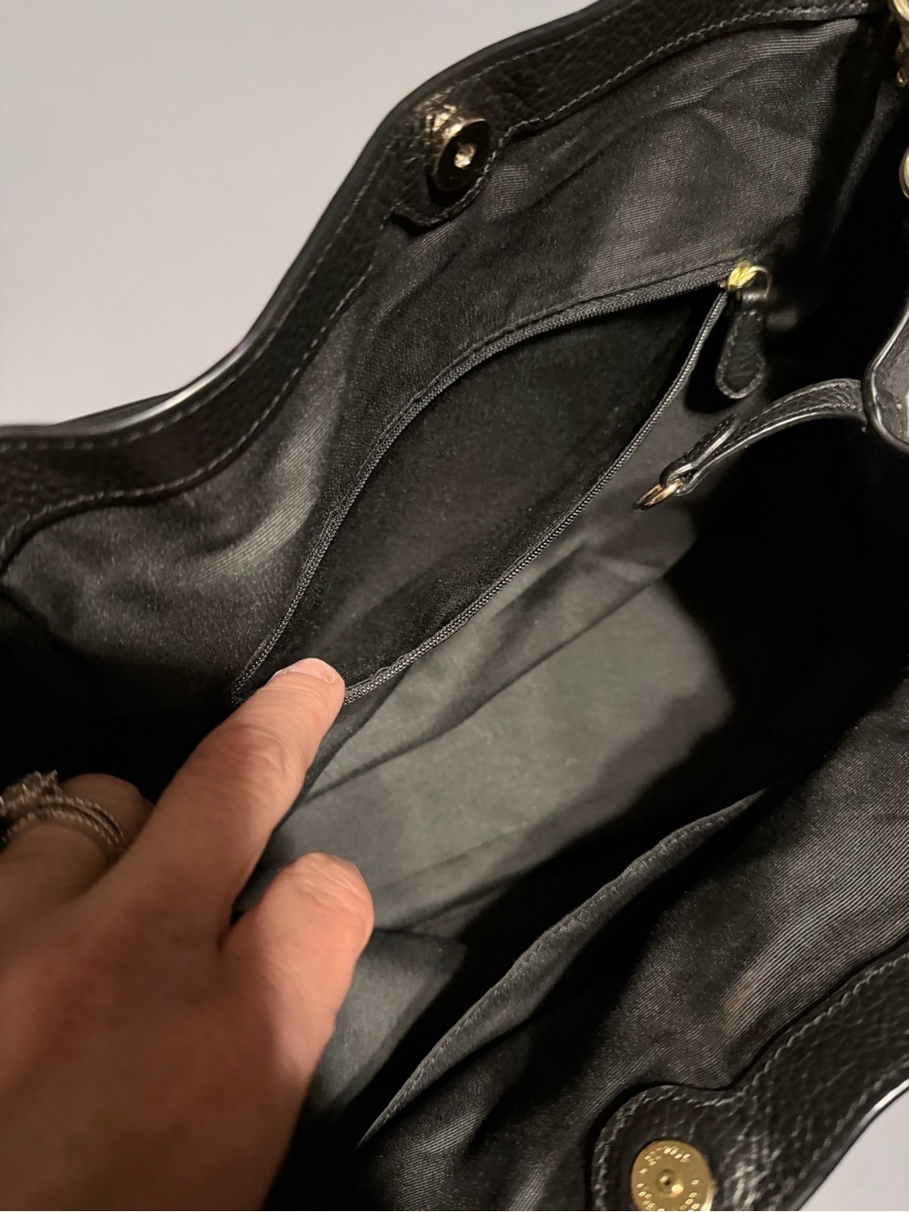 Coach✨Black Pebbled Leather Shoulder Bag with Gold Hardware - Picture 11 of 16